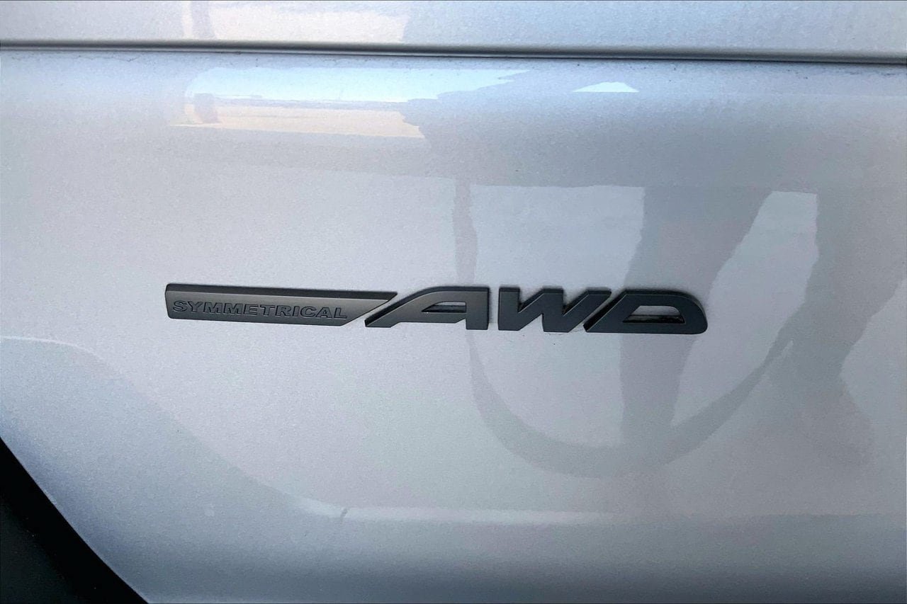 Used 2026 Subaru Outback Touring AWD/4WD image 31