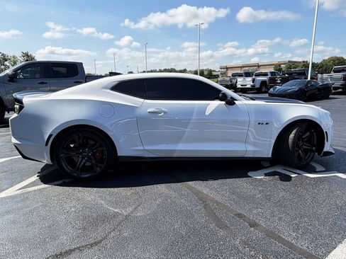 Used 2022 Chevrolet Camaro SS RWD image 19