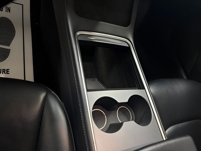 Used 2022 Tesla Model 3 RWD image 16