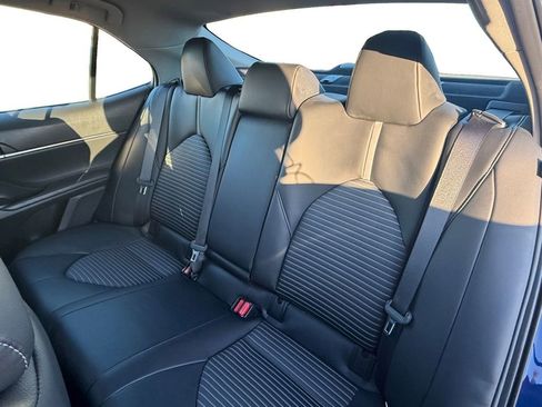 Used 2024 Toyota Camry SE image 16