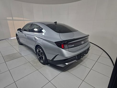 New 2026 Hyundai Sonata SEL FWD image 7