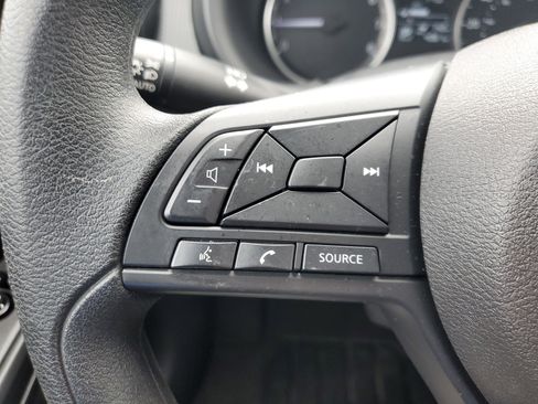 Used 2024 Nissan Kicks S image 26