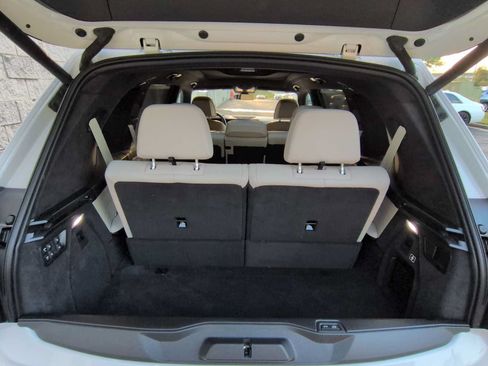 Used 2024 BMW X7 M60i w/ Executive Package AWD/4WD image 37