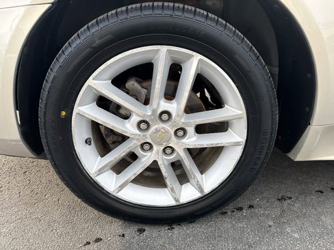 Used 2012 Chevrolet Impala LTZ image 9