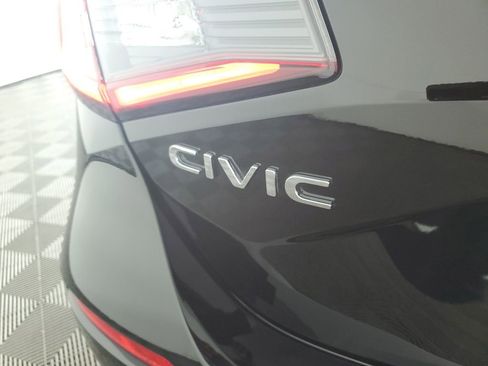 Used 2024 Honda Civic EX-L image 32