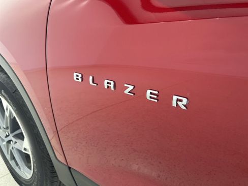 Used 2024 Chevrolet Blazer LT w/ Convenience Package image 28