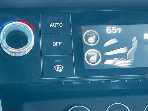 Used 2025 Genesis G70 3.3T Advanced image 21