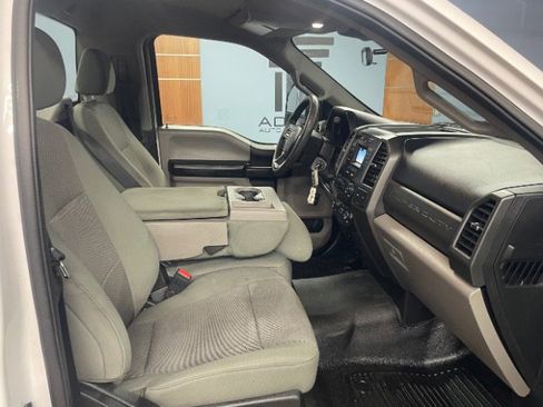 Used 2020 Ford F250 XL w/ Power Equipment Group image 13