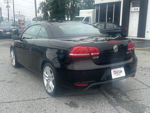 Used 2012 Volkswagen Eos Executive FWD image 8