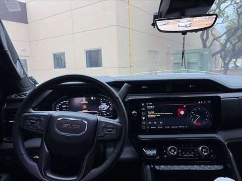 Used 2025 GMC Sierra 2500 AT4X w/ AT4X AEV Edition image 15