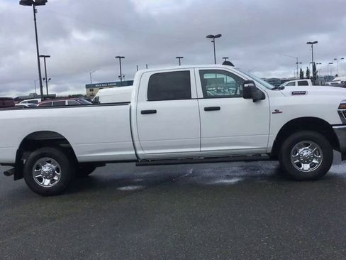 New 2026 RAM 2500 Tradesman image 9