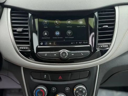 Used 2019 Chevrolet Trax LS AWD/4WD image 15