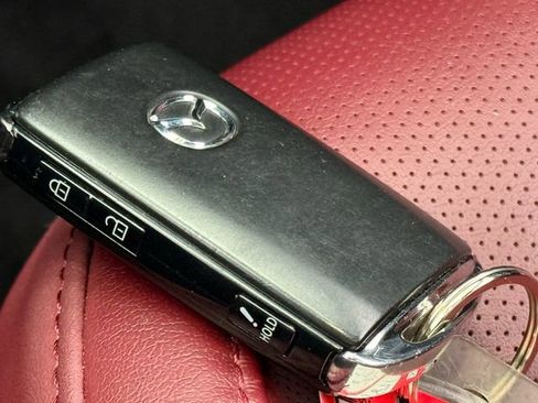 Used 2025 MAZDA CX-30 AWD 2.5 S w/ Preferred Package image 21