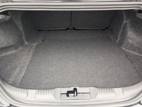 Used 2022 Ford Mustang GT Premium image 17