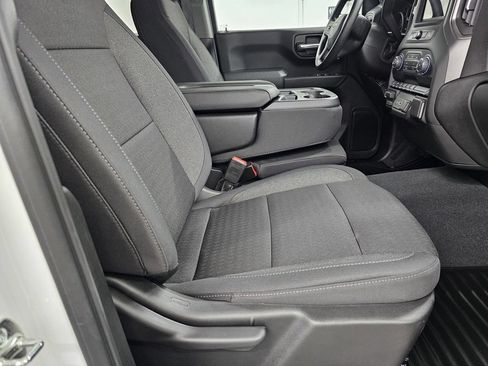 Used 2026 Chevrolet Silverado 1500 Custom AWD/4WD image 25