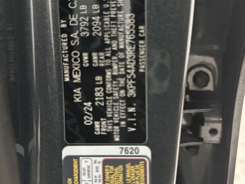 Used 2024 Kia Forte GT-Line w/ GT-Line Premium Package FWD image 29