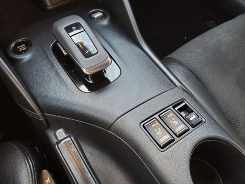 Certified 2024 Nissan Z Performance w/ Floor Mat Package image 20