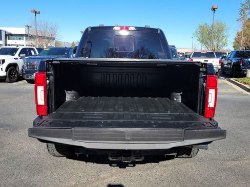 Used 2022 Ford F350 Platinum image 13