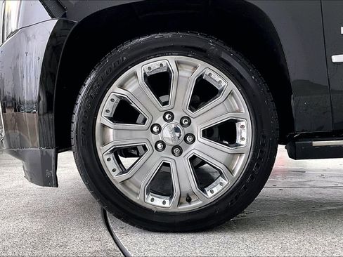 Used 2018 GMC Yukon XL Denali image 11