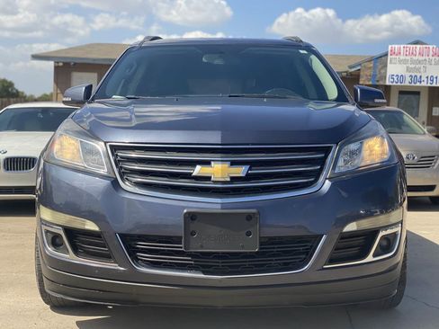 Used 2013 Chevrolet Traverse LT w/ All-Star Edition FWD image 2