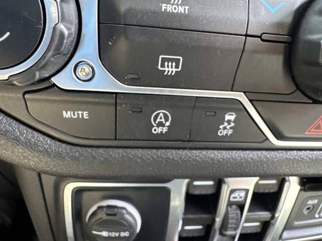 Used 2024 Jeep Wrangler Unlimited Sport AWD/4WD image 19