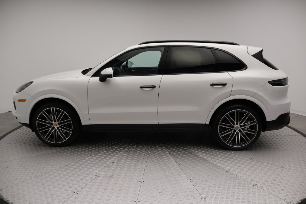 Certified 2023 Porsche Cayenne S AWD/4WD image 12