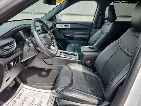 Used 2023 Ford Explorer ST w/ Equipment Group 401A image 11