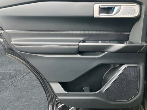 Used 2020 Ford Explorer ST w/ Premium Technology Package image 46