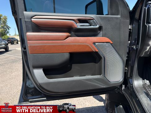 Used 2024 GMC Sierra 2500 Denali Ultimate w/ Max Trailering Package AWD/4WD image 16