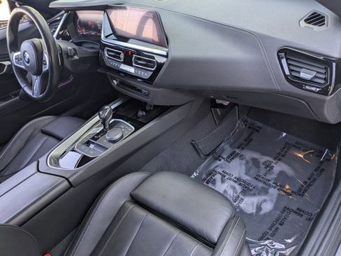Used 2020 BMW Z4 sDrive30i w/ Premium Package image 18