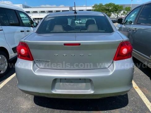 Used 2013 Dodge Avenger SE FWD image 5