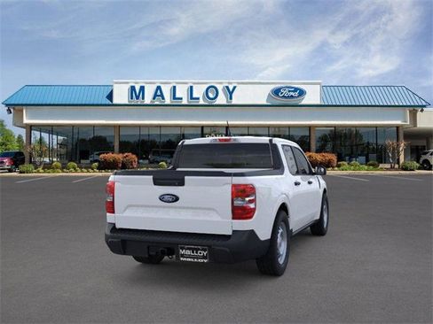 New 2025 Ford Maverick XL image 8