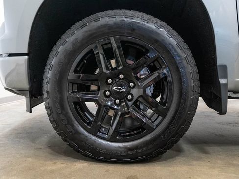 Used 2023 Chevrolet Silverado 1500 RST AWD/4WD image 11