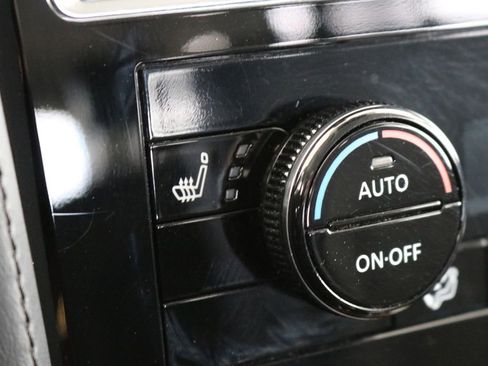 Used 2024 Nissan Armada SL image 55