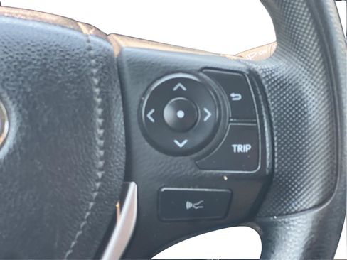 Used 2018 Toyota RAV4 LE w/ All Weather Liner Package AWD/4WD image 17