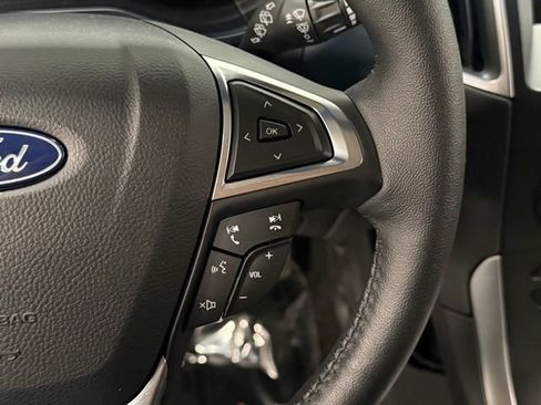 Certified 2020 Ford Edge SEL w/ Convenience Package image 18