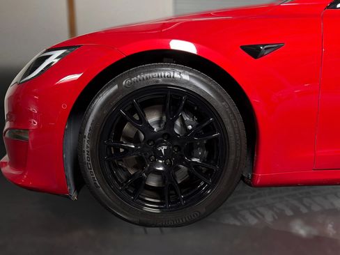 Used 2023 Tesla Model S Standard Range AWD/4WD image 20