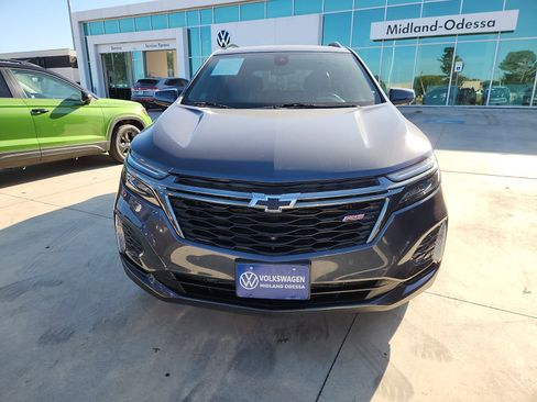 Used 2023 Chevrolet Equinox RS w/ RS Leather Package image 2