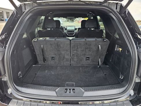 Certified 2025 Ford Explorer ST-Line AWD/4WD image 31