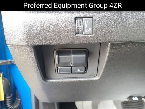 Certified 2024 Chevrolet Colorado ZR2 w/ Technology Package image 9