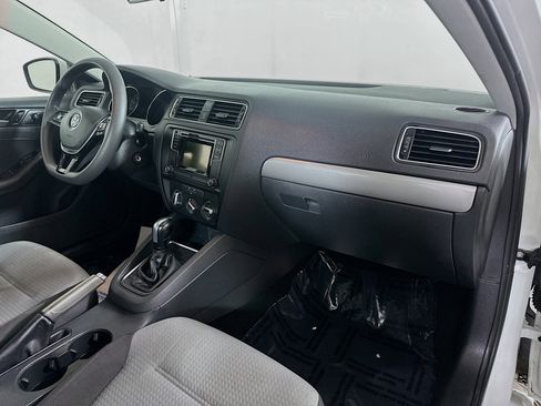 Used 2018 Volkswagen Jetta S image 26