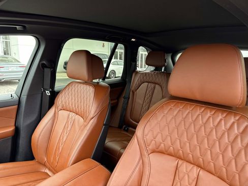 Used 2026 BMW X5 xDrive50e w/ M Sport Package image 34