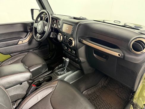 Used 2016 Jeep Wrangler Sahara AWD/4WD image 20