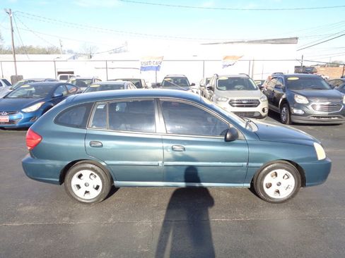 Used 2005 Kia Rio Cinco image 1