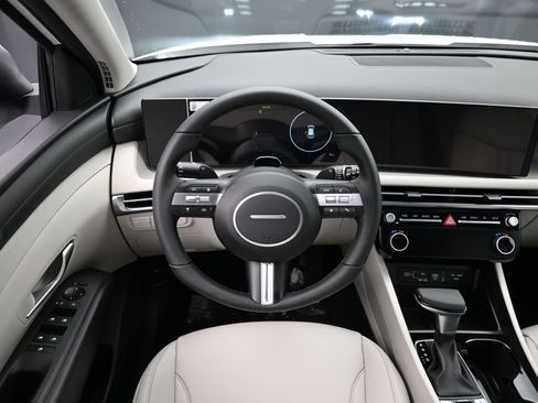 Certified 2025 Hyundai Tucson SEL image 23