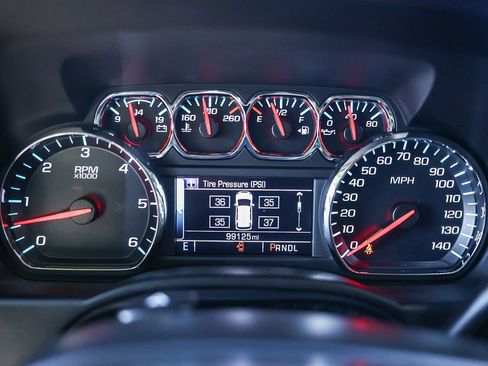 Used 2018 GMC Yukon SLE image 28