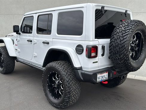 Used 2023 Jeep Wrangler Unlimited Rubicon image 4