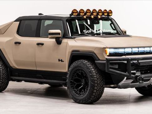Used 2025 GMC Hummer EV 3X w/ LPO, Dark Essentials Package AWD/4WD image 13