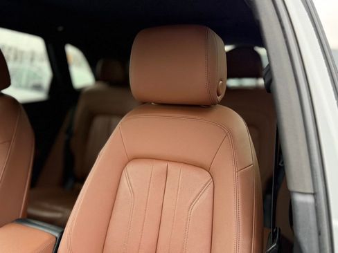 Used 2021 Audi Q5 e Premium Plus w/ Premium Plus Package image 5