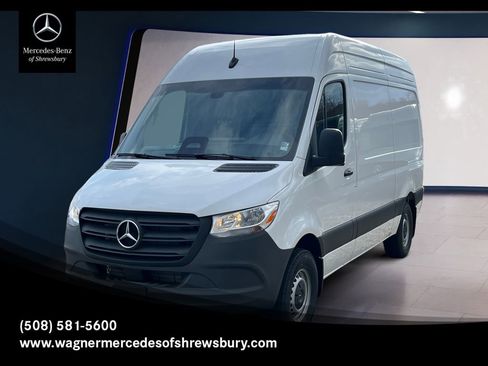 Used 2025 Mercedes-Benz Sprinter 2500 image 1